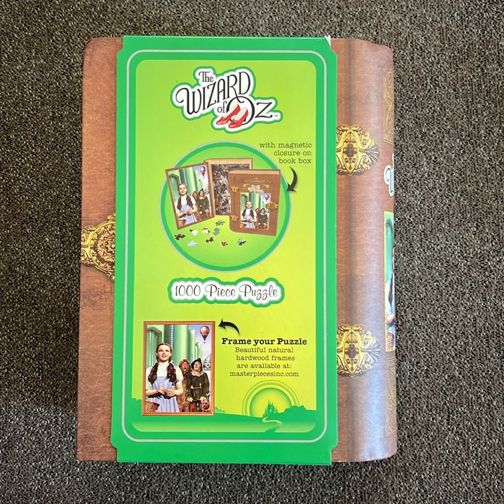 The Wizard of Oz Emerald City 1000 Piece Puzzle & Keepsake Book Box #71336. - Picture 2 of 6